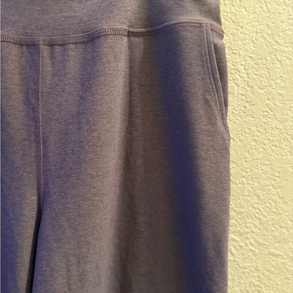 Beyond yoga - Picture 5 of 6